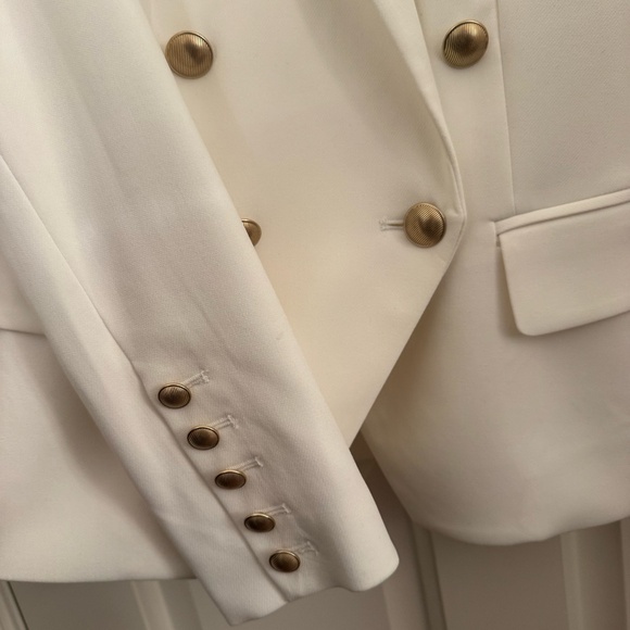 L'AGENCE KENZIE BLAZER IN IVORY - LIKE NEW (SIZE 0) - Picture 9 of 9